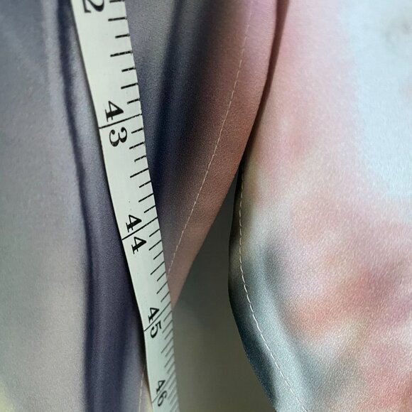 Dress - Picture 9 of 9